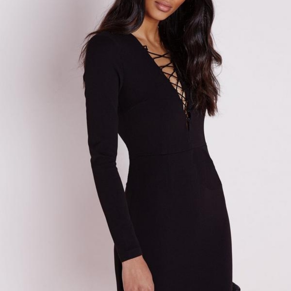 💖💋EXPRESS BLACK FRONT LACE dress,new! - Picture 1 of 5